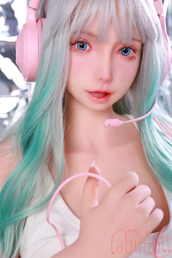  美少女 モッチリ美肌 セックス人形