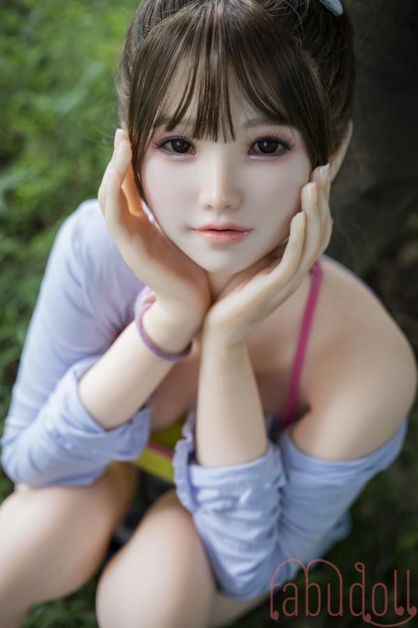 美しく清楚な美少女 C-Cup セックスドール