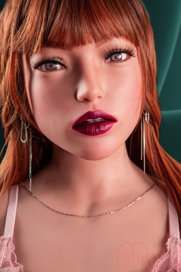 柔らかい弾力  セックスドール