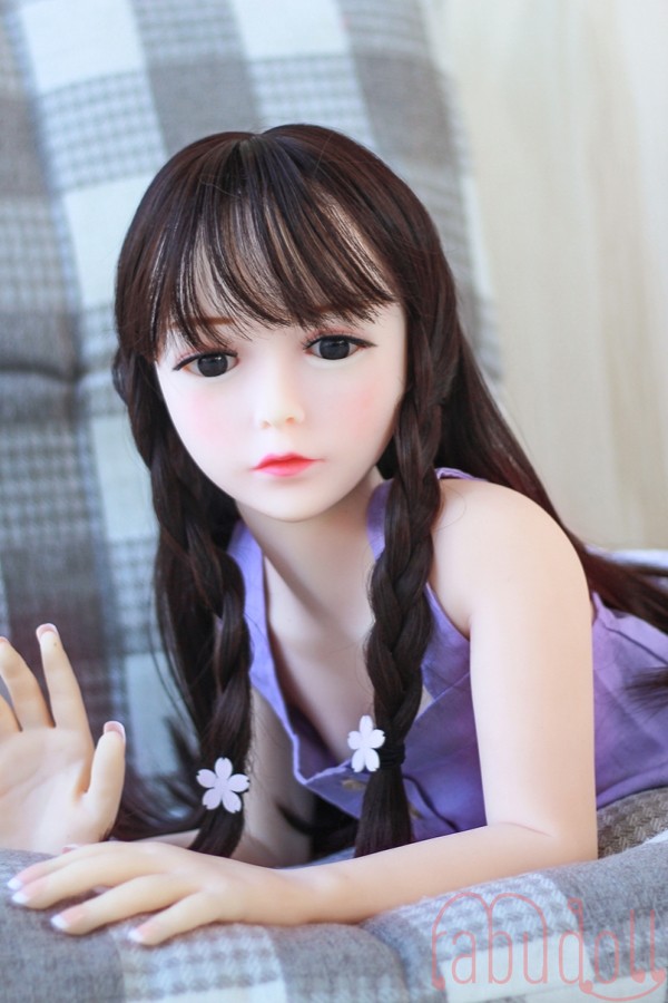 リアルな抱き心地 A-cup セックスドール