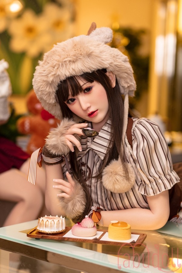 グラマラス恵体 C-cup セックスドール