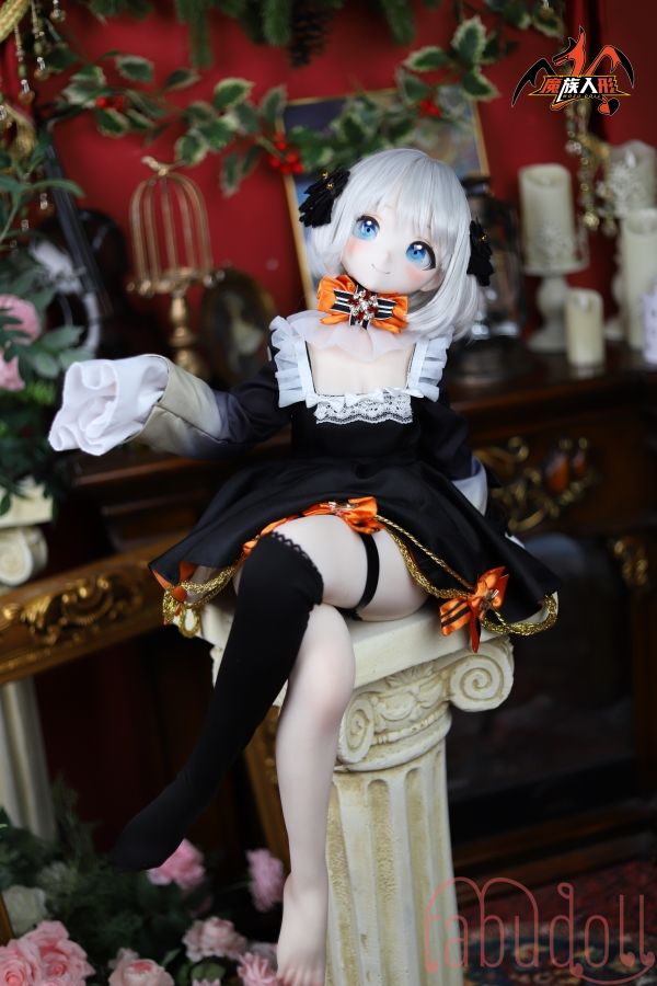 本物のような造形 アダルト 人形