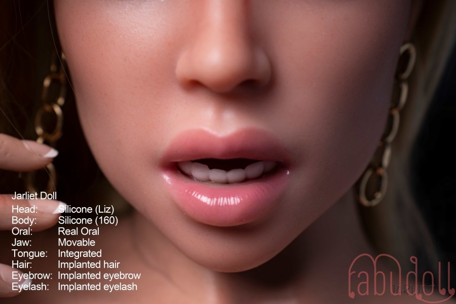 綺麗な丸いお尻 ドール 等身 大