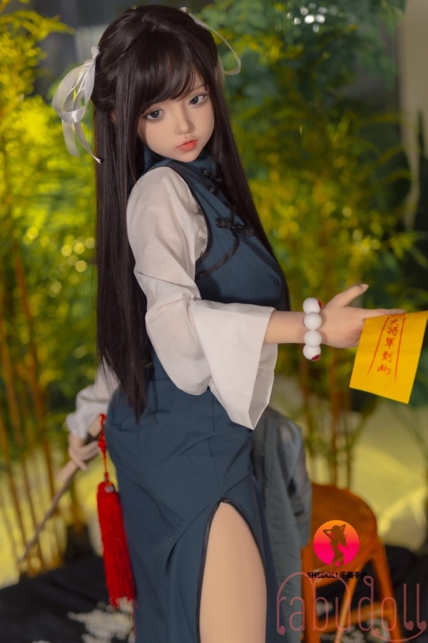 SHEDoll 等身大ドール