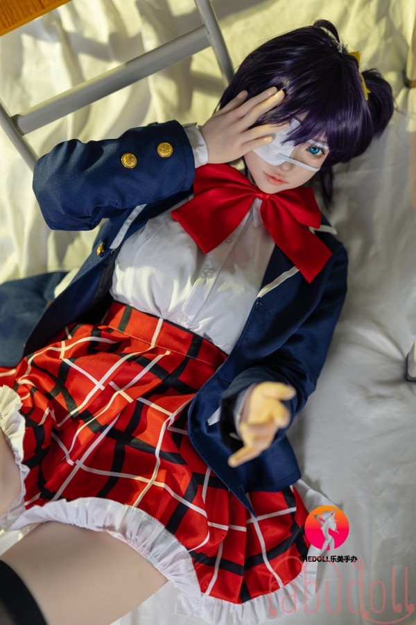 短い髪のかわいい女性 アダルト 人形