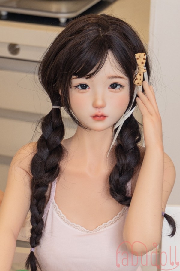  巨乳 かわいい 美少女 黒髪 セックス人形