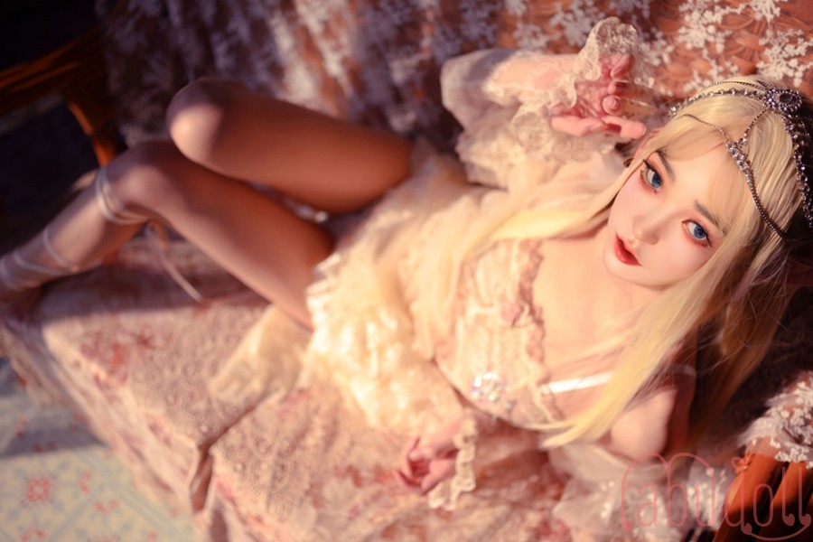 M8 セックスドール