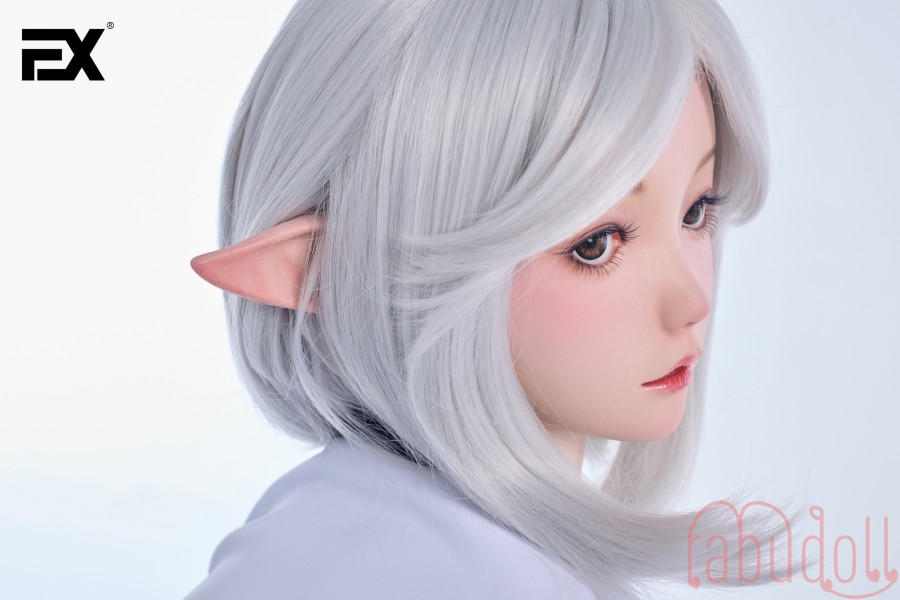 上品で愛らしいお顔立ち ドール 等身 大