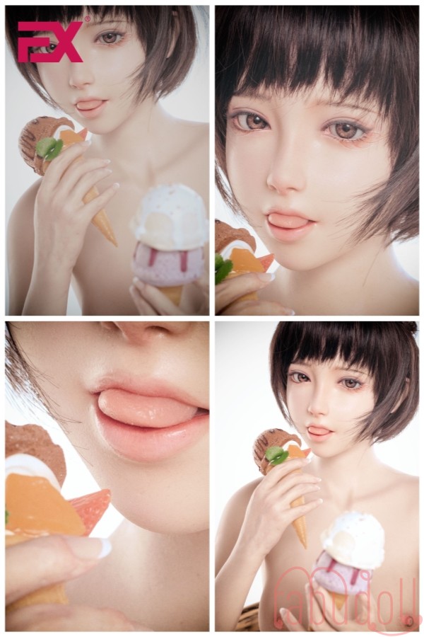 貧乳のかわいい美人 ドール 等身 大