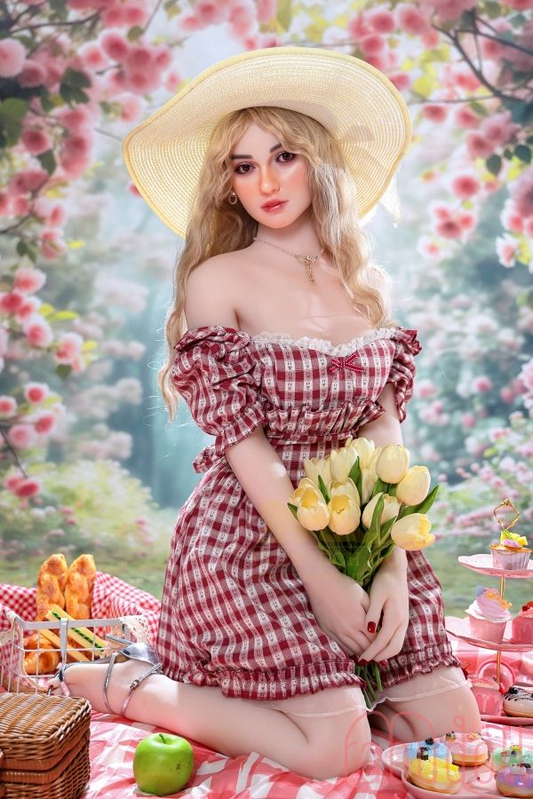 若い女性と女性 D-cup セックスドール