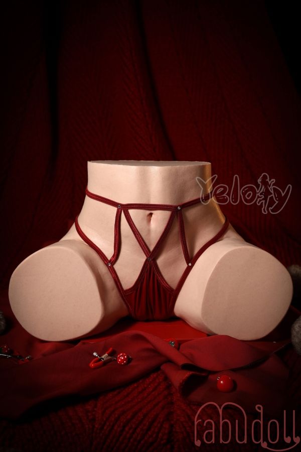 超柔らかいデカ尻 リアルドール半身