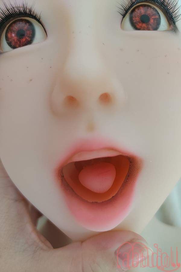 可愛い黒髪リアルドール