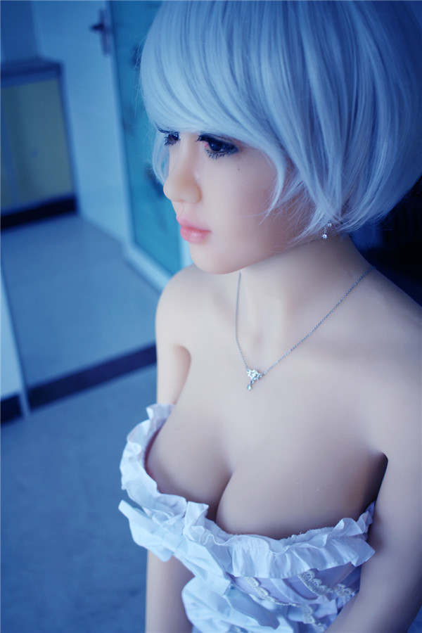 リアルドールと激しく交わる ダッチワイフ